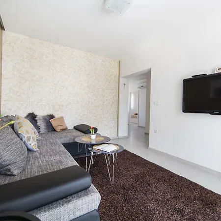 Apartman Emanuel *