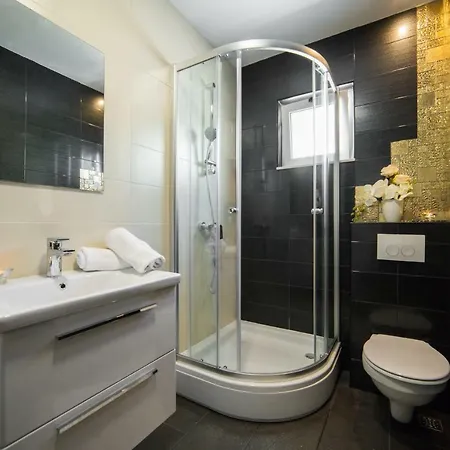 Emanuel Apartman Makarska